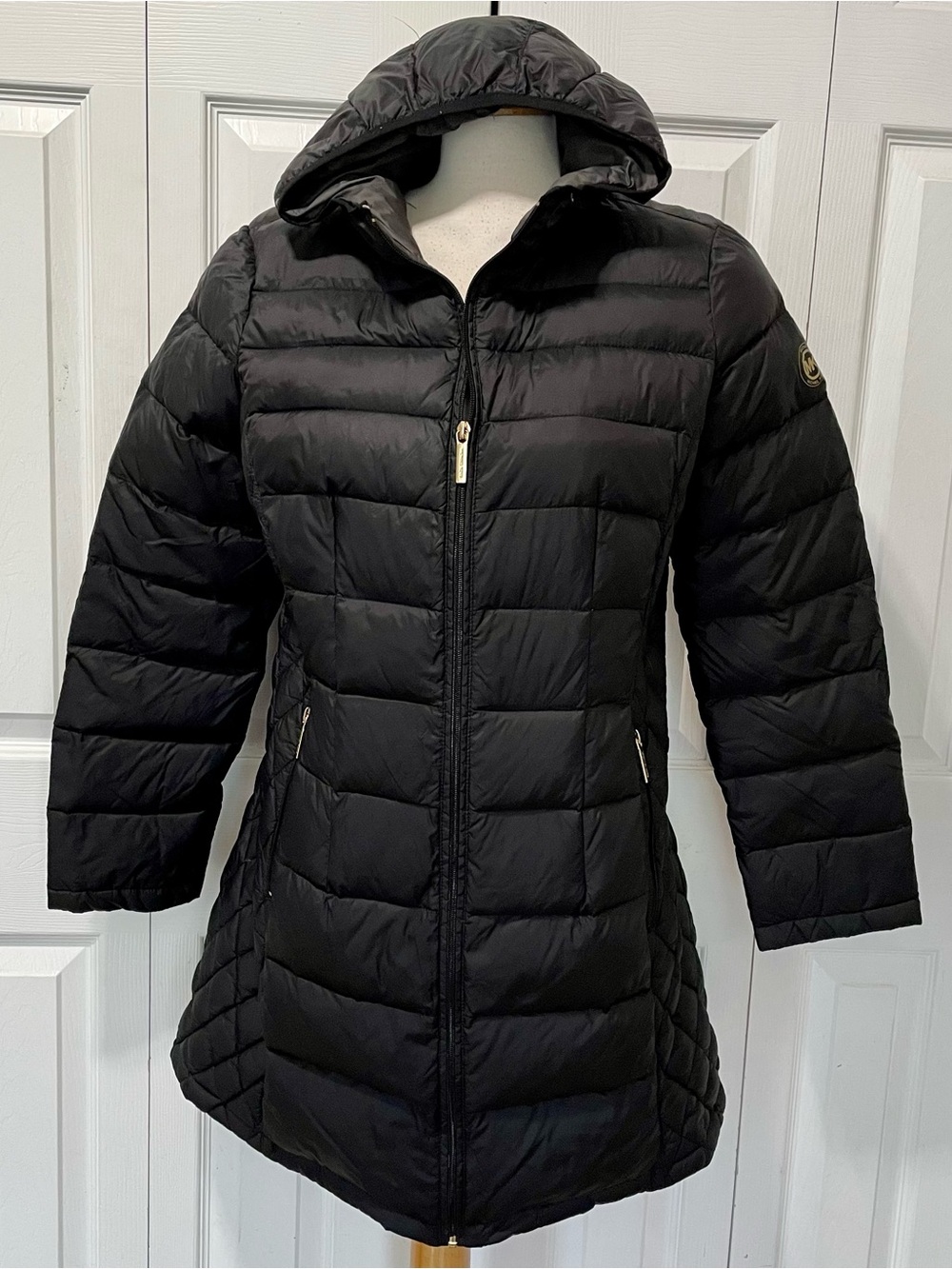 Michael Kors Packable Down Hooded Quilted Lightweight Puffer Jacket